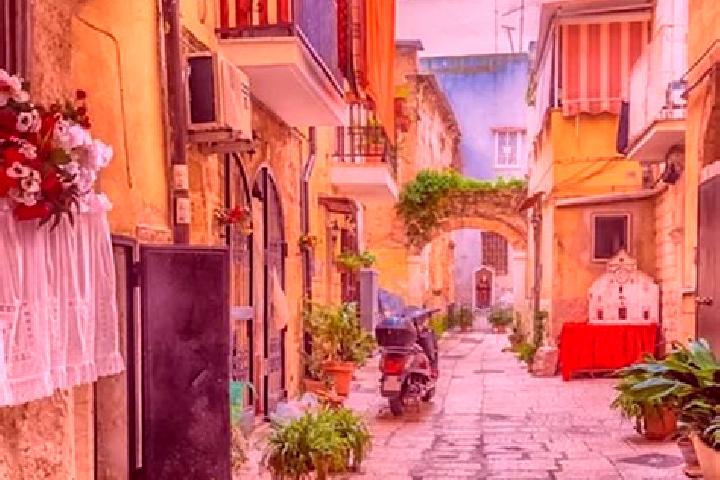 Alice, 32 — Escort in Salve, Italy