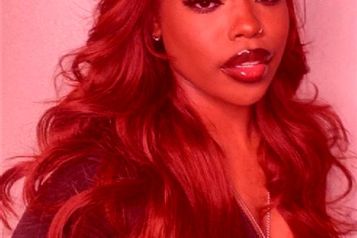 Alice, 33, a auburn amber-eyed ebony companion based in Santa Elena. Offering Domination, Roleplay. Available for incall and outcall, day and evening dates.