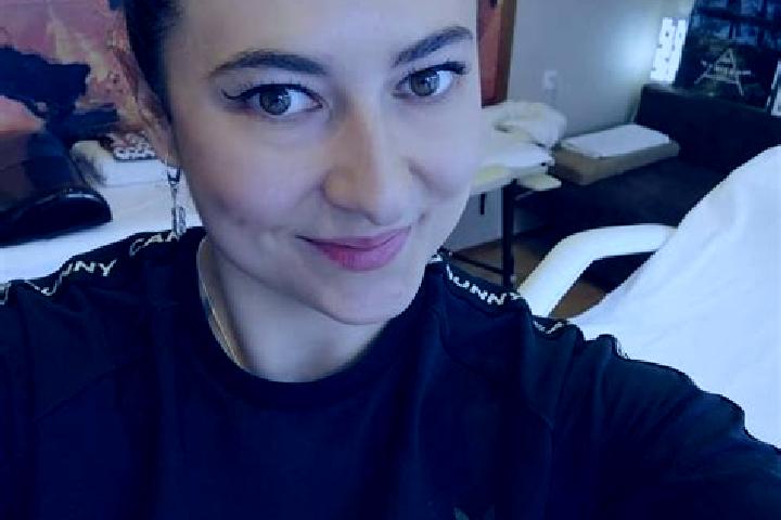 Alice, 33, a black amber-eyed slavic companion based in Tarcoola Beach. Offering Striptease, Fetish, Massage, CIM. Available for incall and outcall, day and ...