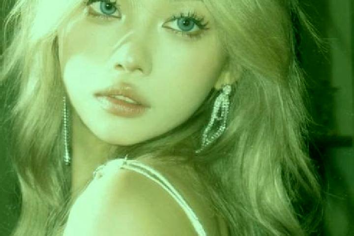 Alice, 33, a blonde blue-eyed asian companion based in Naevekvarn. Offering BDSM, Couples, Tantra, Duos. Available for incall and outcall, overnight bookings...
