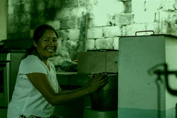 Alice, 33 — Escort in Manacal, Mexico