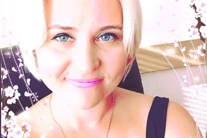 Alice, 33 — Escort in Poninka, Ukraine