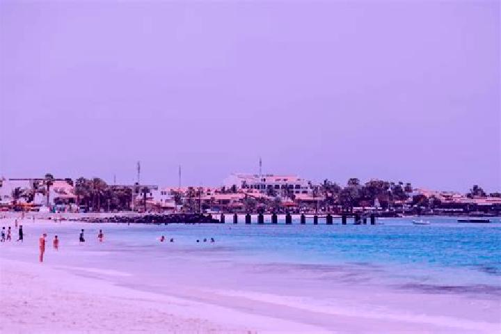 Alice, 33 — Escort in Salineiro, Cape Verde