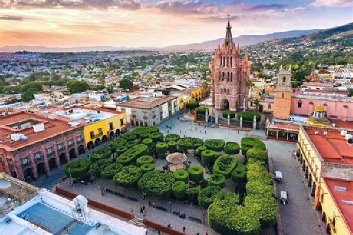 Alice, 33 — Escort in San Miguel Tamacuaro, Mexico