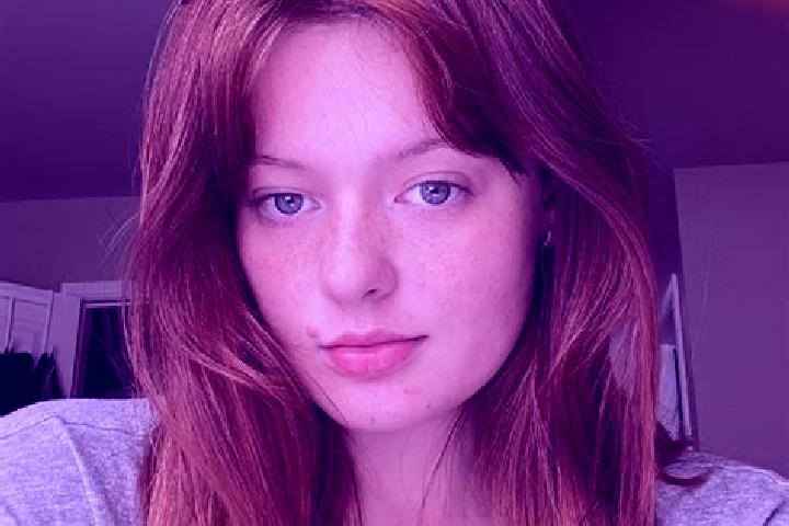 Alice, 34, a auburn amber-eyed indian companion based in Kangre. Offering A-Level, CIM, 69, Deep French Kissing. Available for incall and outcall, day and ev...