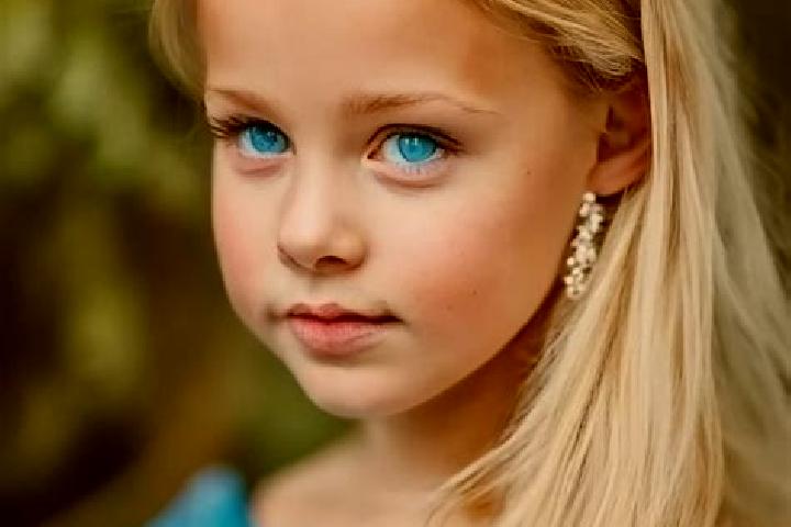 Alice, 34, a blonde blue-eyed caribbean companion based in Bobenheim am Berg. Offering BDSM, Prostate Massage, Dinner Date, Party Girl, Deep French Kissing. ...