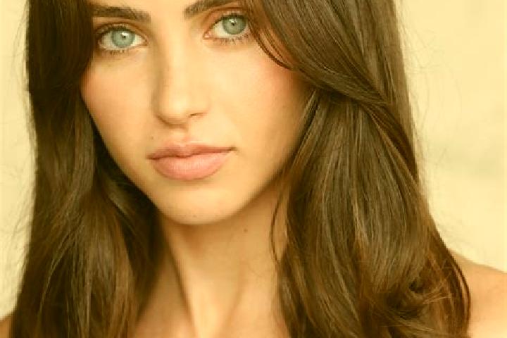 Alice, 35, a brunette dark-eyed mixed companion based in Bagjasari. Offering Fetish, A-Level, GFE, Roleplay. Available for incall and outcall, overnight book...