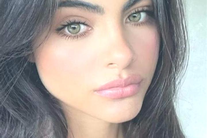 Alice, 35, a brunette green-eyed latina companion based in Donglan. Offering Roleplay, Erotic Massage, OWO, A-Level, 69. Available for incall and outcall, da...
