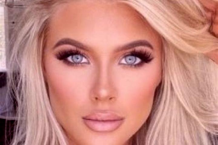 Alice, 35, a platinum blonde grey-eyed middle eastern companion based in Muramatsu. Offering Overnight, Tantra, A-Level. Available for incall and outcall, ov...