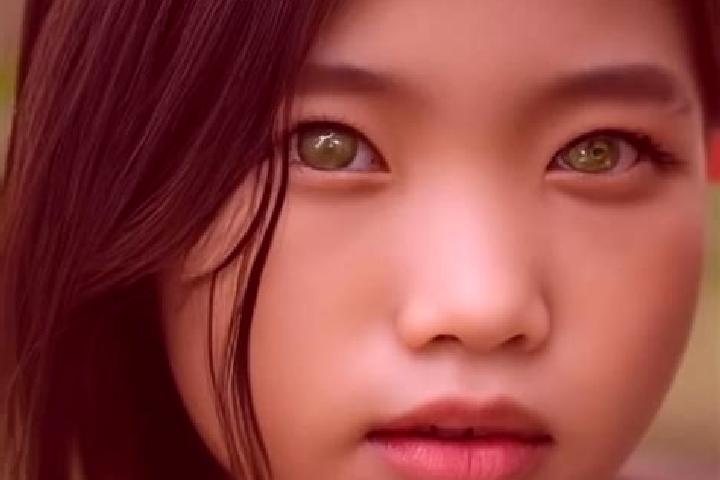 Alice, 35, a red green-eyed asian companion based in Somersham. Offering Travel Companion, OWO, Couples, Party Girl. Available for incall and outcall, day an...