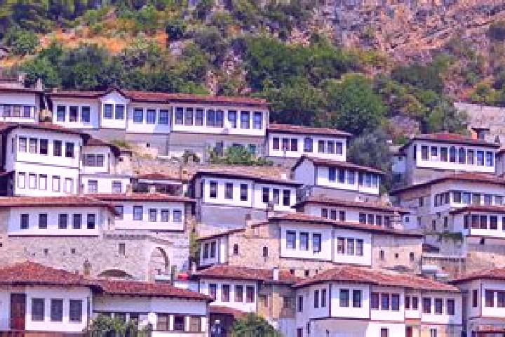 Alice, 35 — Escort in Dardhas, Albania