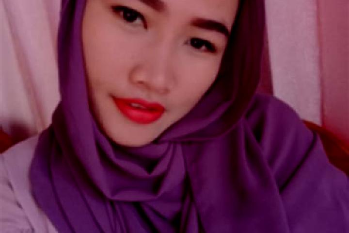 Alice, 35 — Escort in Kasui, Indonesia