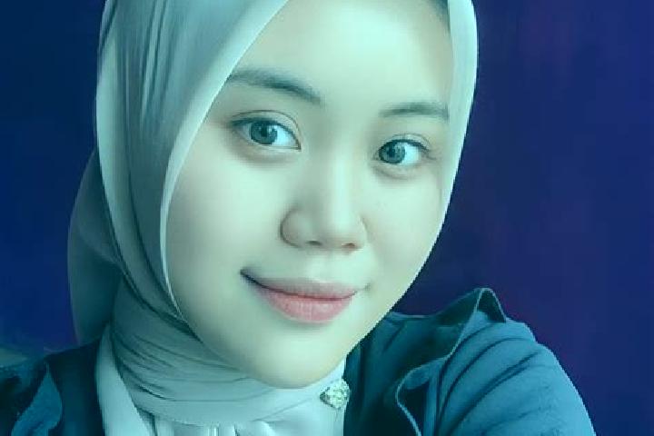 Alice, 35 — Escort in Mulyasari, Indonesia