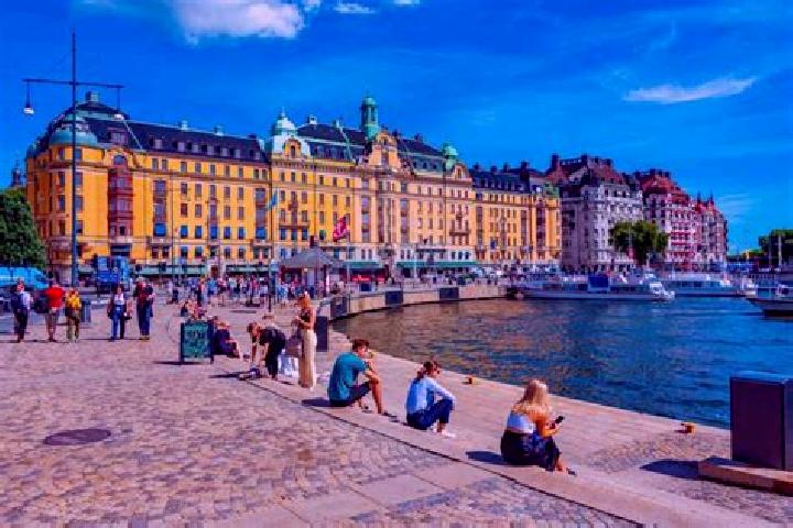 Alice, 35 — Escort in Or, Sweden