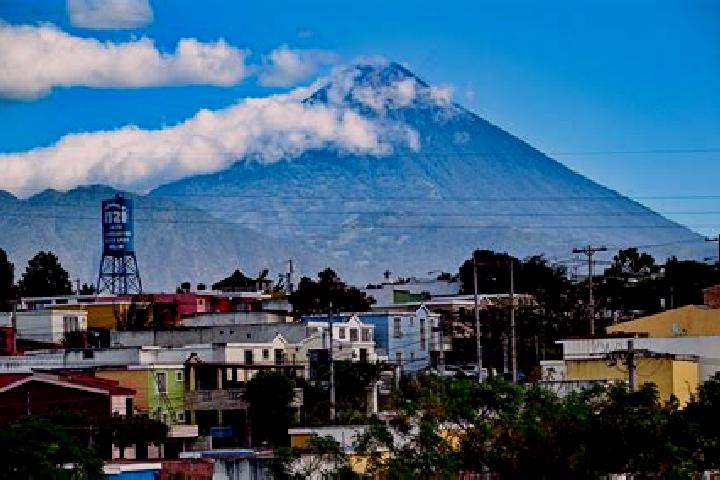 Alice, 35 — Escort in Villa Nueva, Guatemala