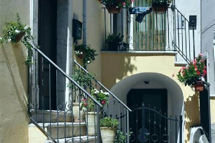 Alice, 35 — Escort in Zungoli, Italy