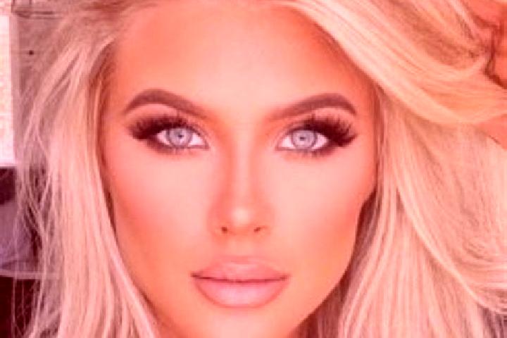 Alice, 36, a platinum blonde grey-eyed indian companion based in Lukino. Offering Fetish, Tantra, CIM, Duos. Available for incall and outcall, day and evenin...