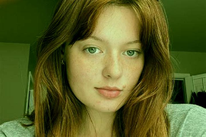 Alice, 36, a red grey-eyed mixed companion based in Villaescusa. Offering Overnight, CIM, Travel Companion, Deep French Kissing, Dinner Date. Available for i...