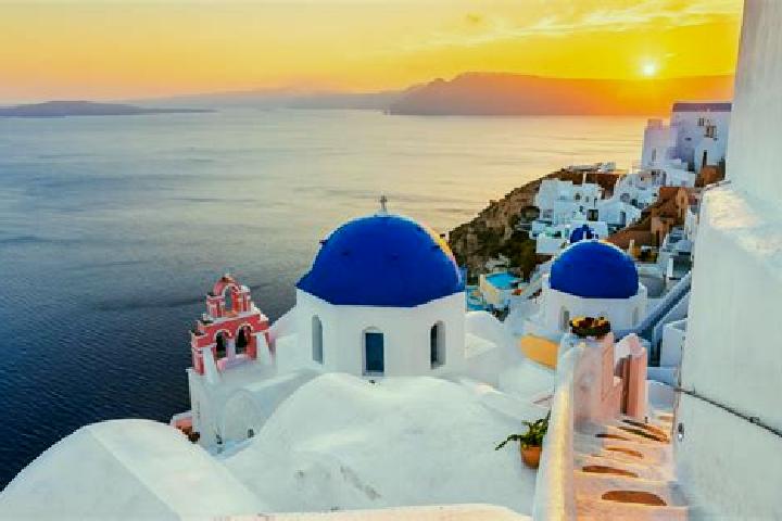 Alice, 36 — Escort in Georgiko, Greece
