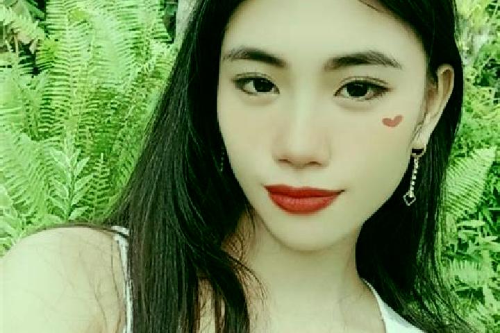 Alice, 36 — Escort in Nabangig, Philippines