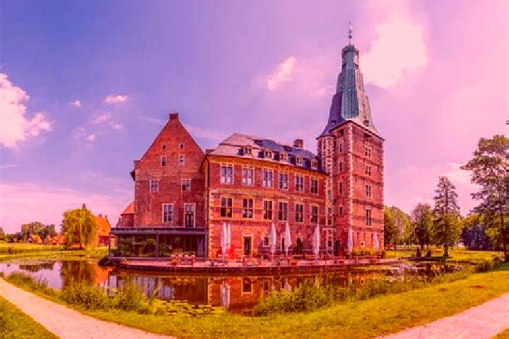 Alice, 36 — Escort in Nachrodt-Wiblingwerde, Germany