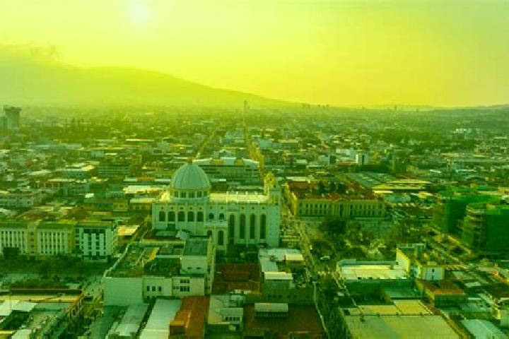 Alice, 36 — Escort in San Jose de la Laja, Mexico