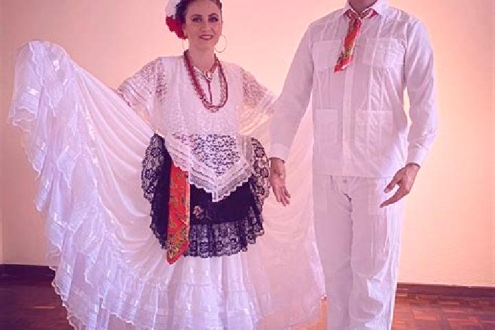 Alice, 36 — Escort in Tenixtepec, Mexico