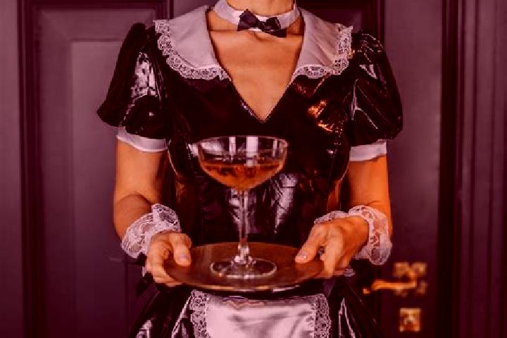 Alice, 37, a auburn amber-eyed caribbean companion based in Vidnoye. Offering Couples, Party Girl, BDSM, Domination. Available for incall and outcall, overni...