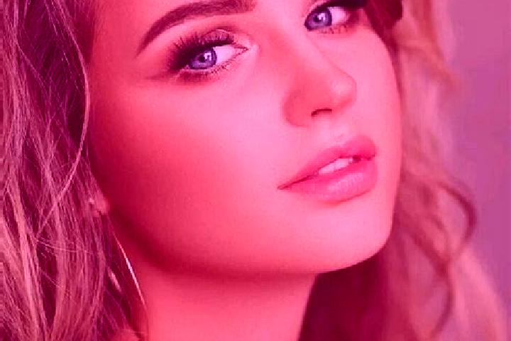 Alice, 37, a dark blonde blue-eyed ebony companion based in Aguas Claras. Offering CIM, OWO, Dinner Date, Deep French Kissing. Available for incall and outca...