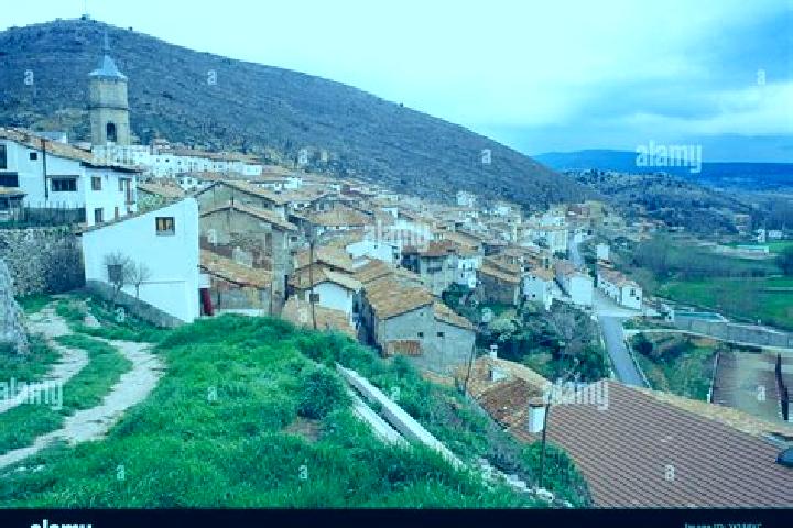 Alice, 37 — Escort in Castelltercol, Spain