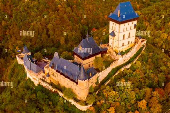 Alice, 37 — Escort in Karlstejn, Czech Republic