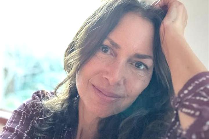 Alice, 37 — Escort in Westbury, United States