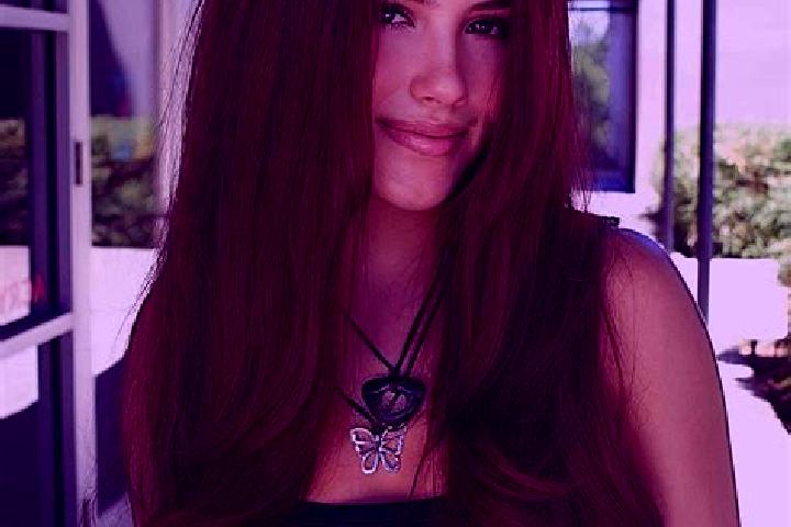 Alice, 38, a auburn dark-eyed indian companion based in Tierras Peleadas (Tierras Amigas). Offering Couples, Massage, Party Girl. Available for incall and ou...