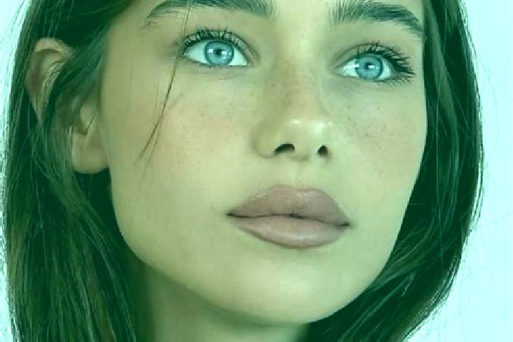 Alice, 38, a brunette blue-eyed middle eastern companion based in Santiago Etla. Offering Dinner Date, OWO, Deep French Kissing, Fetish. Available for incall...
