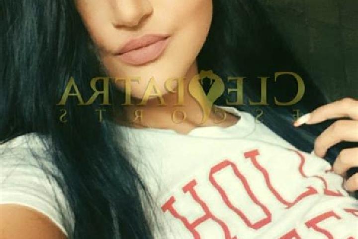 Alice, 38, a brunette grey-eyed ebony companion based in Sukarapih. Offering Domination, 69, A-Level, OWO, Tantra. Available for incall and outcall, overnigh...
