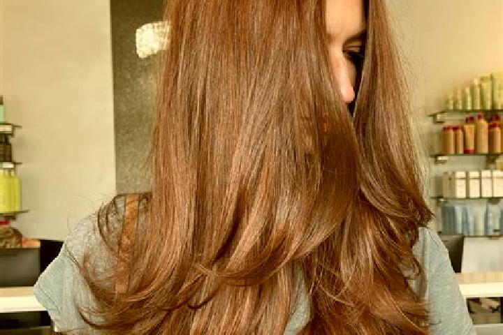 Alice, 38, a chestnut brown-eyed ebony companion based in Sanglur. Offering OWO, CIM, GFE, Massage. Available for incall and outcall, overnight bookings avai...