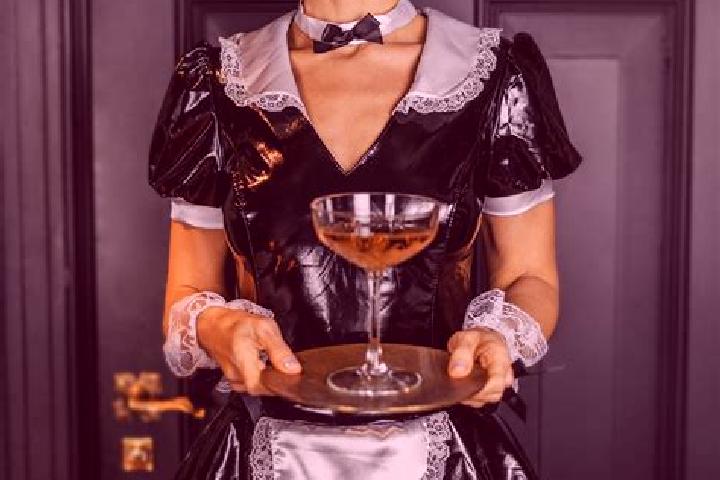 Alice, 38, a red grey-eyed mediterranean companion based in Uggiano Montefusco. Offering Fetish, BDSM, Roleplay, Travel Companion. Available for incall and o...