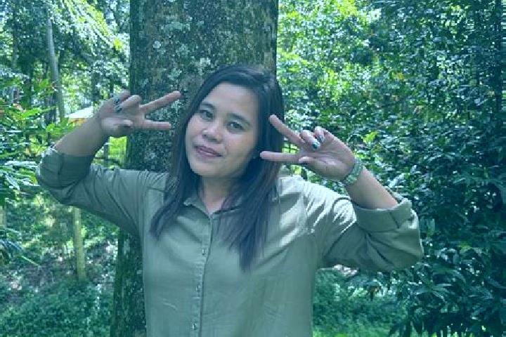 Alice, 38 — Escort in Dalirig, Philippines
