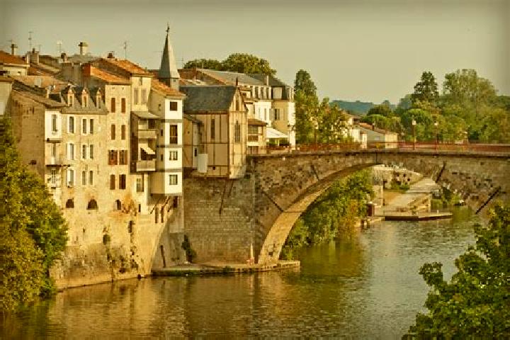 Alice, 38 — Escort in Fongrave, France