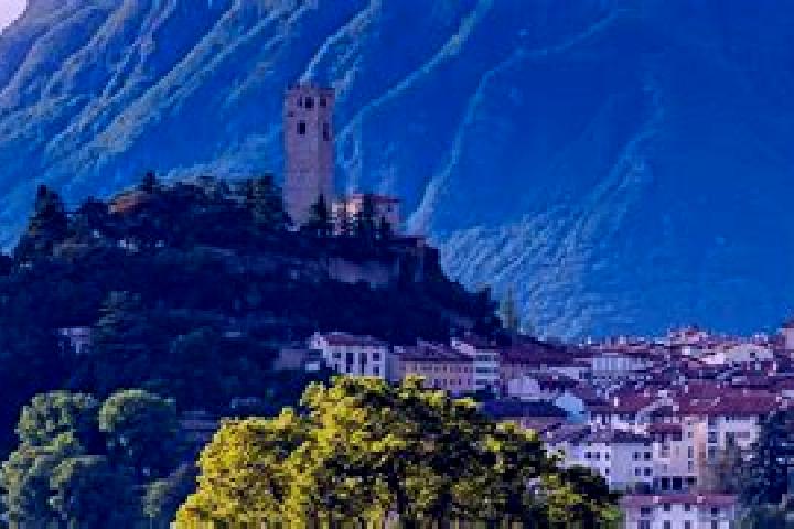 Alice, 38 — Escort in Forni Avoltri, Italy