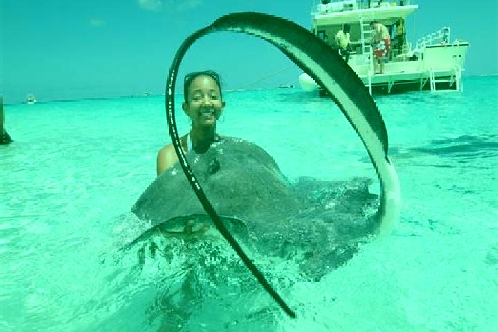 Alice, 38 — Escort in Gun Bay, Cayman Islands