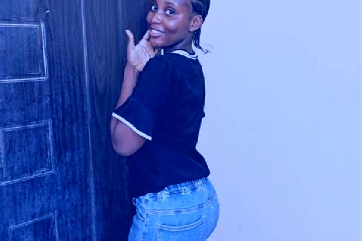 Alice, 38 — Escort in Isanlu-Itedoijowa, Nigeria