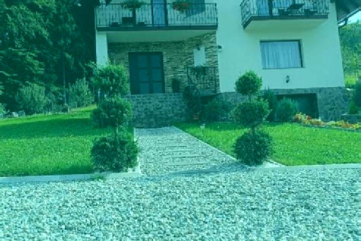 Alice, 38 — Escort in Poiana Marului, Romania