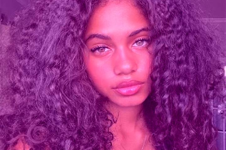 Alice, 39, a black grey-eyed ebony companion based in Laperdiguera. Offering GFE, Roleplay, Domination, Striptease. Available for incall and outcall, overnig...