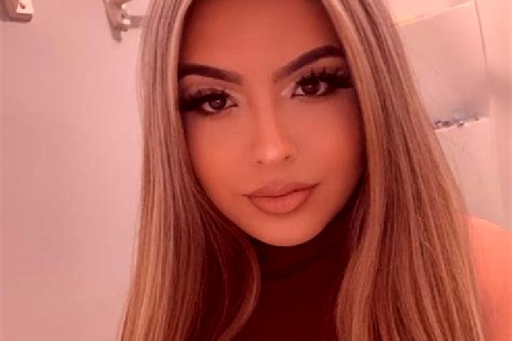 Alice, 39, a blonde dark-eyed latina companion based in Antang. Offering Overnight, Roleplay, Deep French Kissing, Couples, Striptease. Available for incall ...