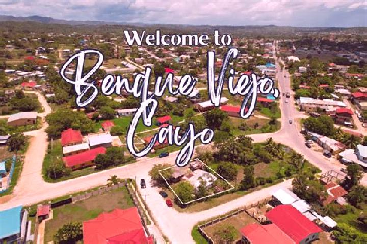 Alice, 39 — Escort in Benque Viejo el Carmen, Belize