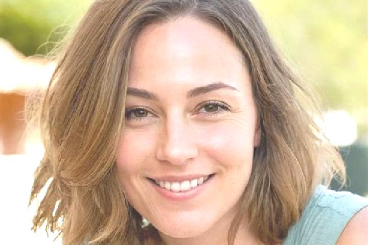Alice, 39 — Escort in East Horsley, United Kingdom