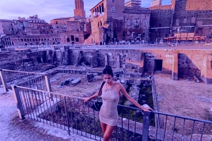 Alice, 39 — Escort in Maggio, Italy