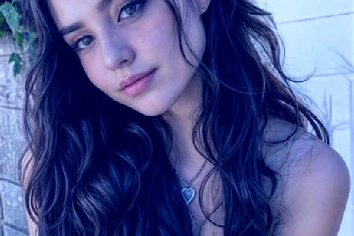 Amelia, 20, a auburn hazel-eyed caucasian companion based in Bilgram. Offering GFE, 69, Travel Companion, Girlfriend Experience. Available for incall and out...