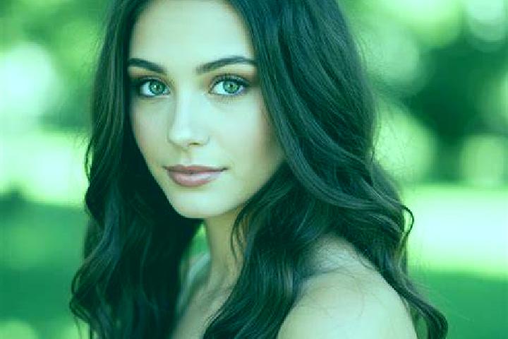 Amelia, 20, a brunette hazel-eyed mixed companion based in Pacov. Offering Deep French Kissing, GFE, Erotic Massage. Available for incall and outcall, overni...